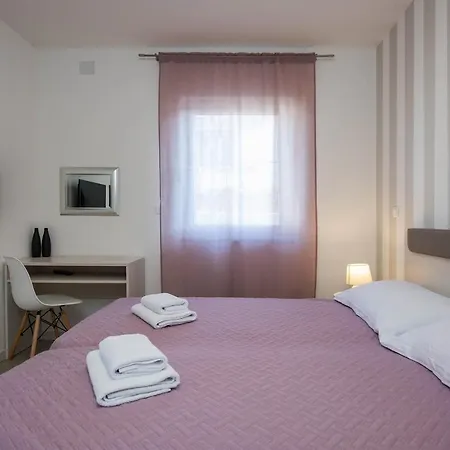 Apartment In Pula/istrien 39650 Pula