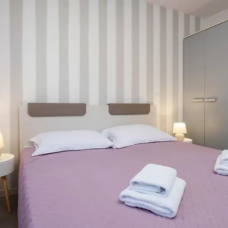 In Pula/istrien 39650 Apartment *